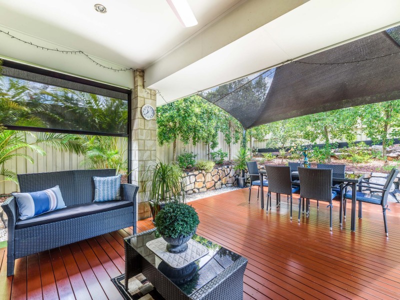 1/19 McRae Circuit, Pacific Pines QLD 4211