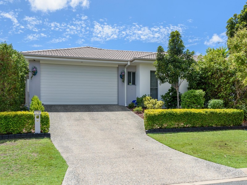 1/19 McRae Circuit, Pacific Pines QLD 4211