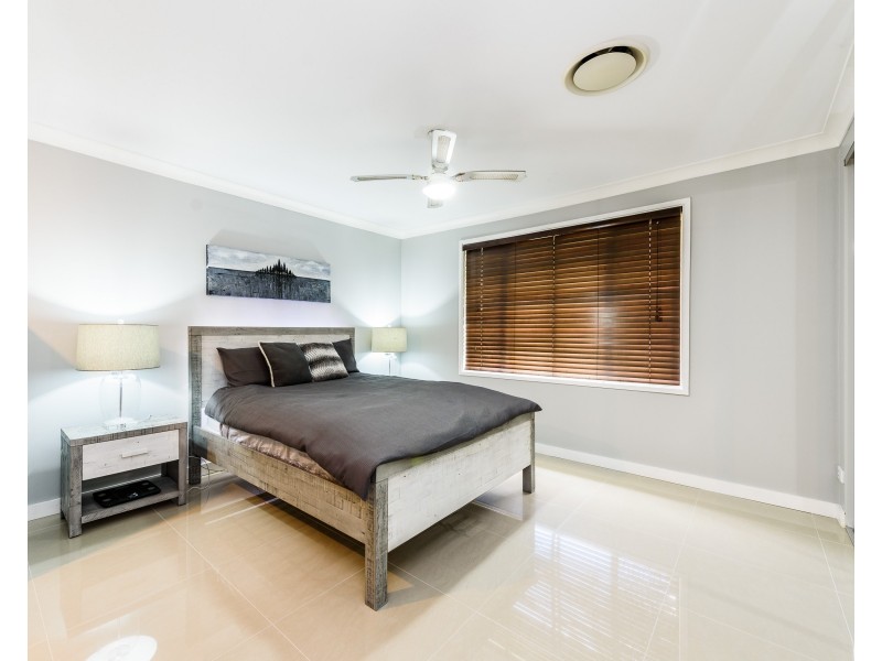 51 Lindfield Road, Helensvale QLD 4212