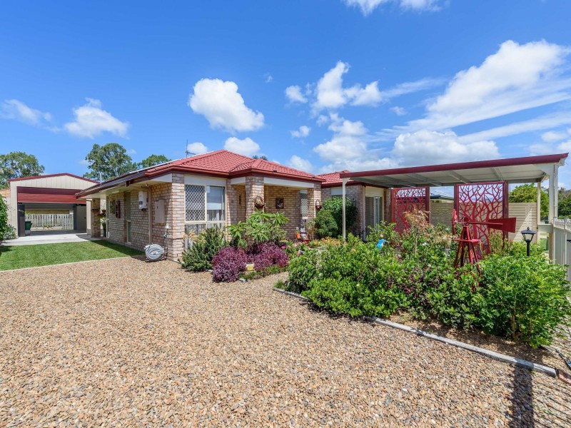 16 Meadowbank Drive, Upper Coomera QLD 4209