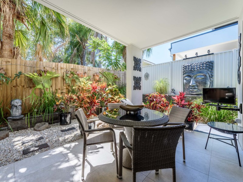 11 Billington Street, Labrador QLD 4215