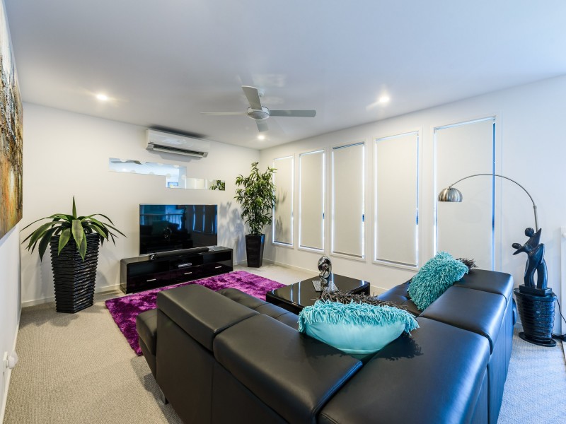 11 Billington Street, Labrador QLD 4215