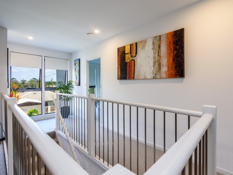 11 Billington Street, Labrador QLD 4215