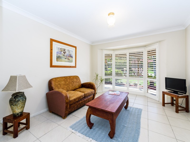 5 Corringle Close, Helensvale QLD 4212