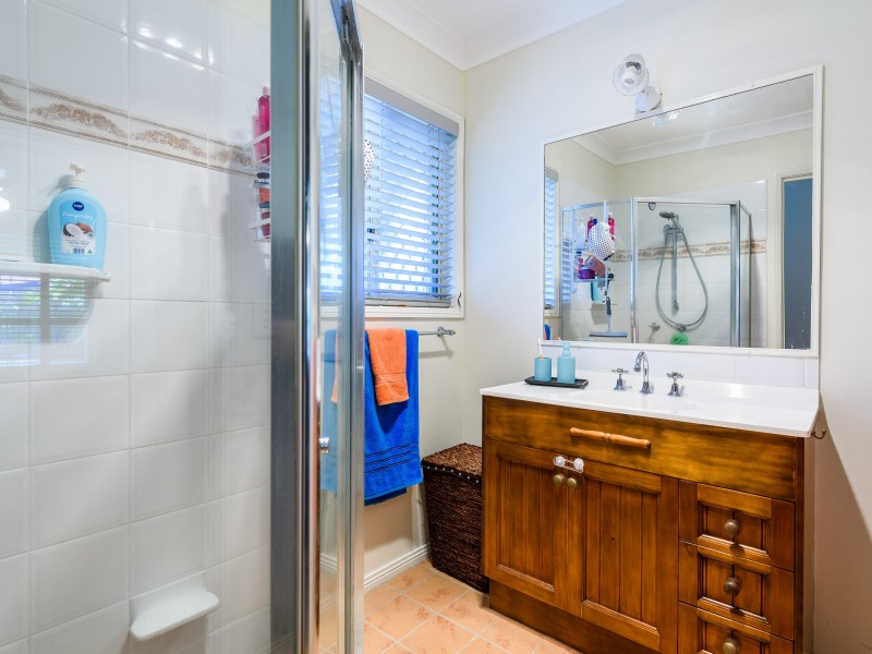 5 Corringle Close, Helensvale QLD 4212