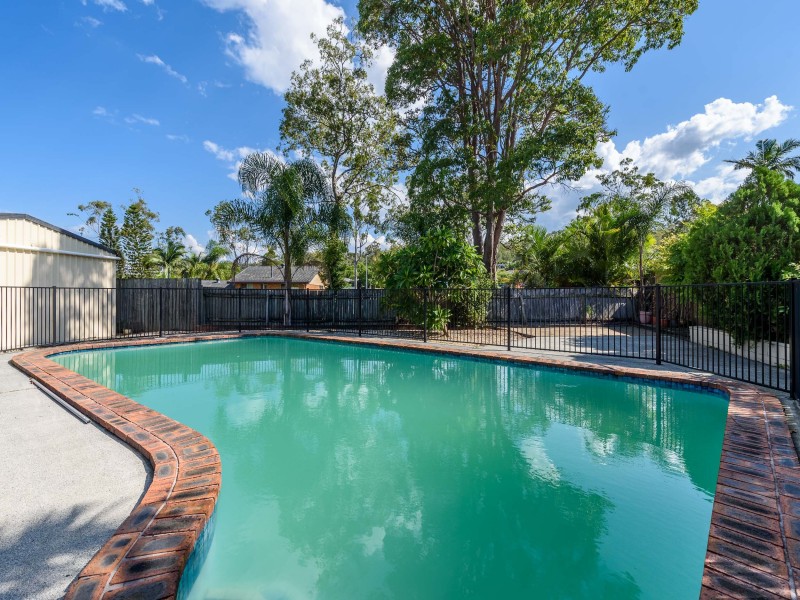 3 Narooma Place, Helensvale QLD 4212