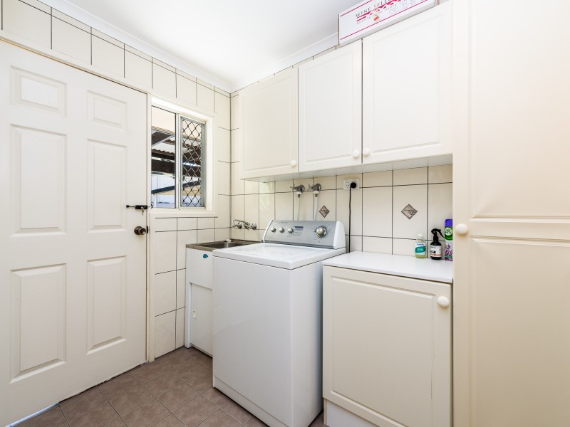 3 Narooma Place, Helensvale QLD 4212