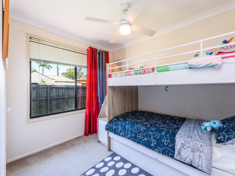 67 Serafina Drive, Helensvale QLD 4212