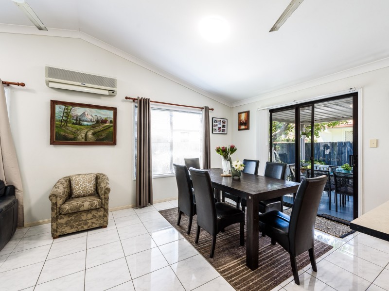 67 Serafina Drive, Helensvale QLD 4212