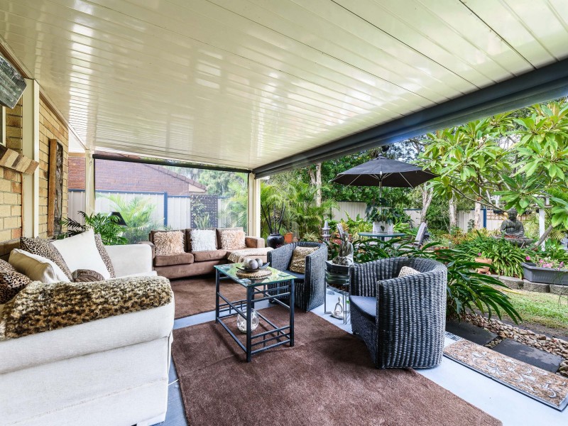 2/5 Academy Street, Oxenford QLD 4210