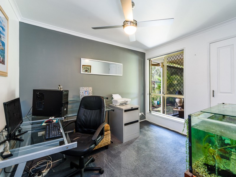 2/5 Academy Street, Oxenford QLD 4210