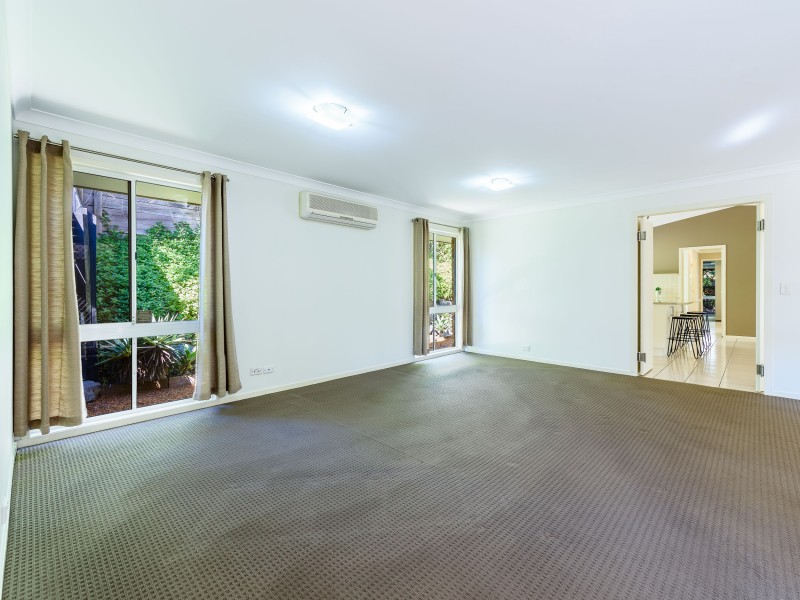 31 Mullewa Crescent, Helensvale QLD 4212