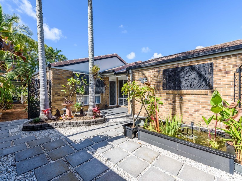 59 River Oak Drive, Helensvale QLD 4212