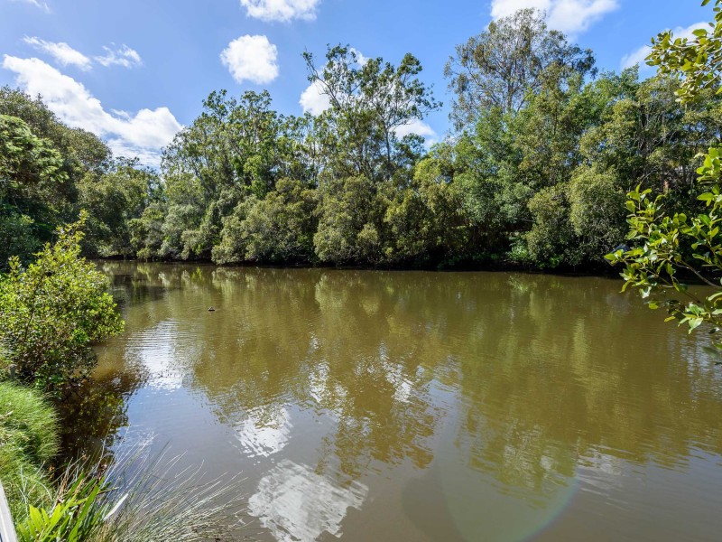 59 River Oak Drive, Helensvale QLD 4212