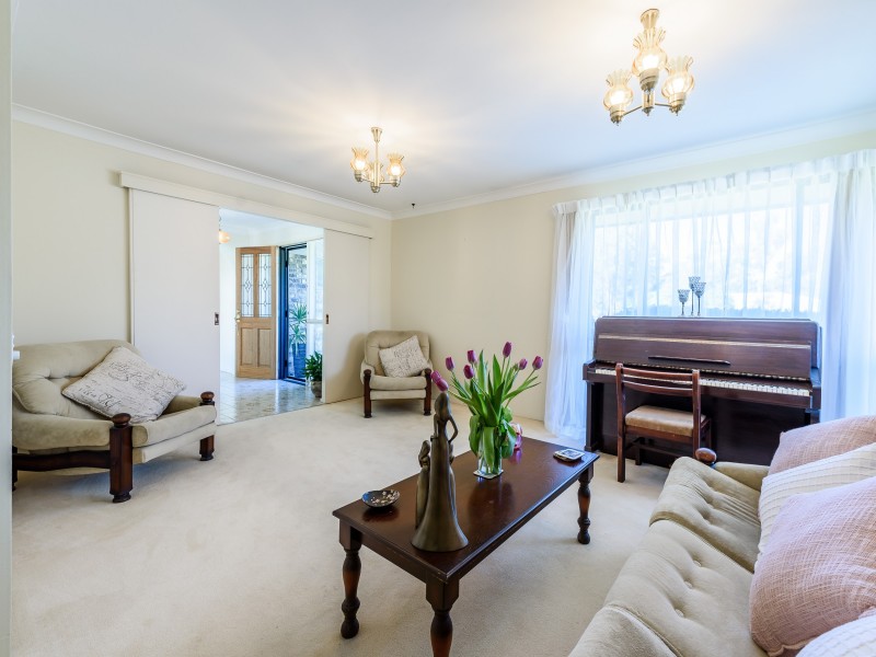 4 Calder Crescent, Helensvale QLD 4212