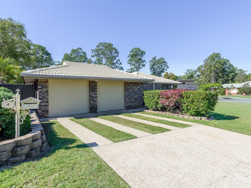 4 Calder Crescent, Helensvale QLD 4212