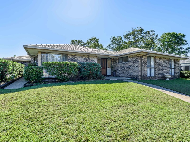 4 Calder Crescent, Helensvale QLD 4212
