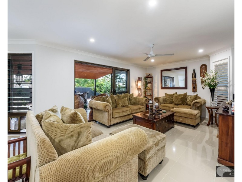 13 Jesmond Road, Helensvale QLD 4212