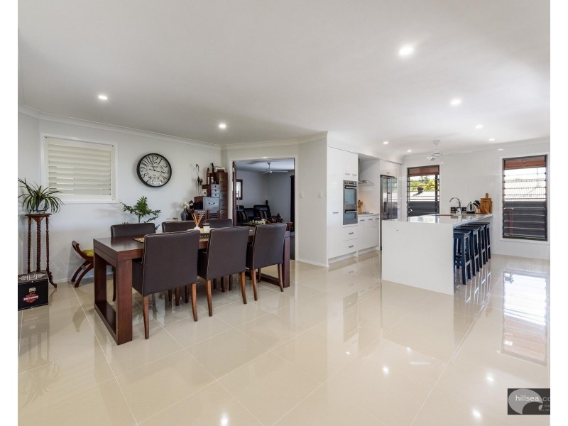 13 Jesmond Road, Helensvale QLD 4212