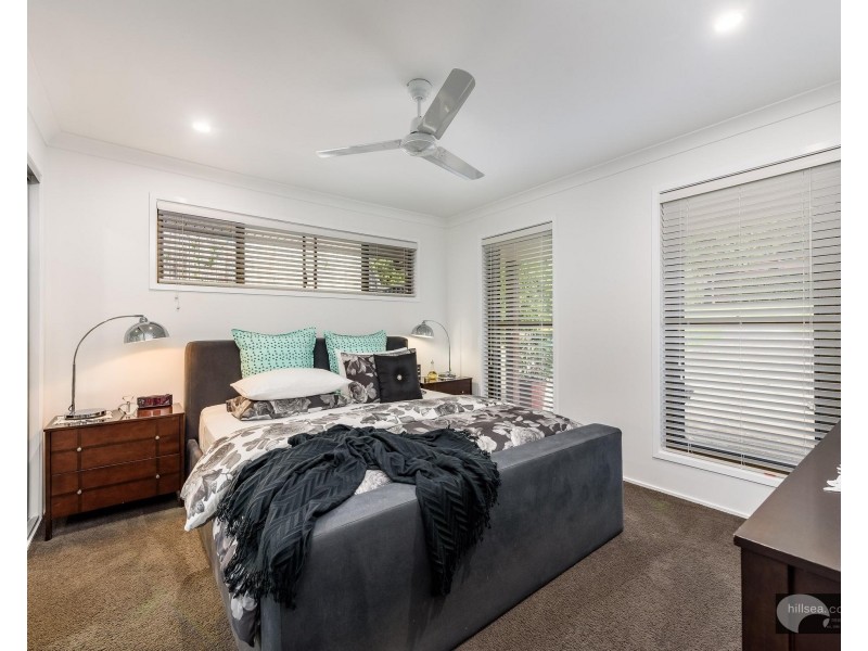 13 Jesmond Road, Helensvale QLD 4212