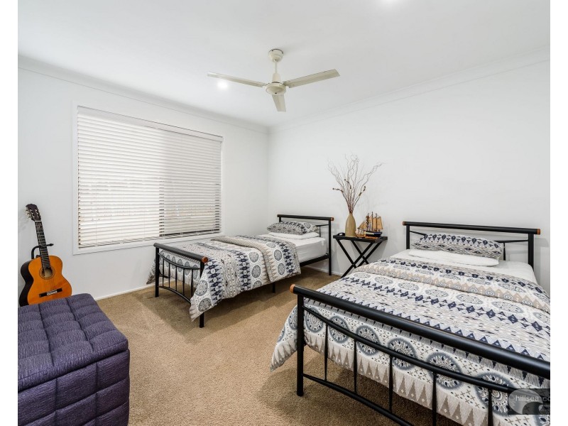 13 Jesmond Road, Helensvale QLD 4212