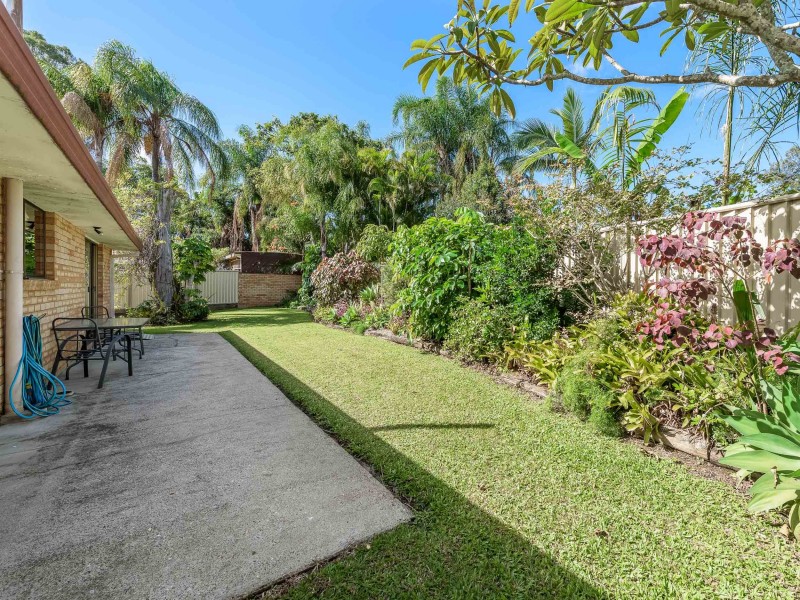7 Midvale Place, Helensvale QLD 4212