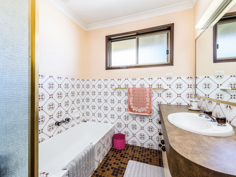 7 Midvale Place, Helensvale QLD 4212