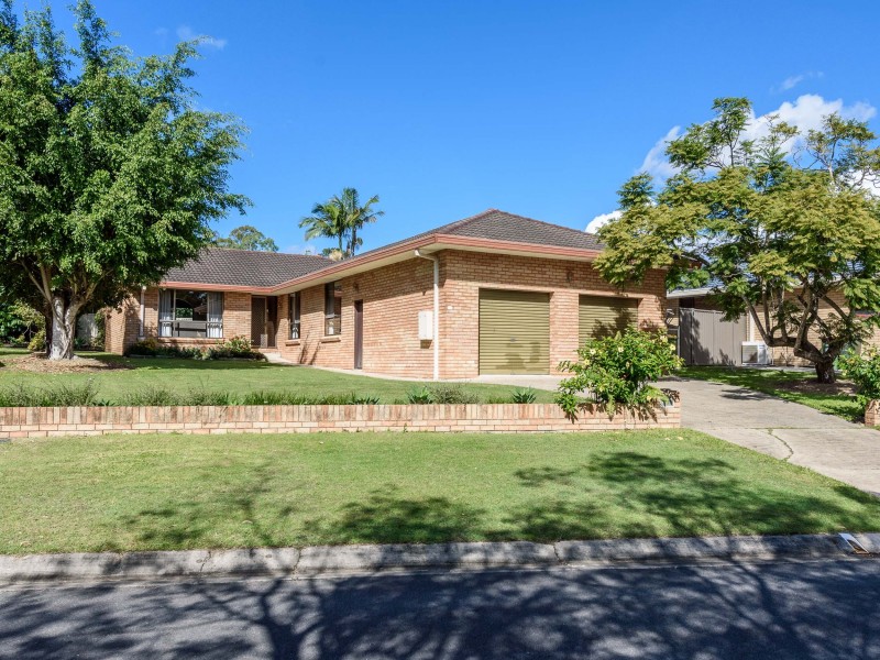 7 Midvale Place, Helensvale QLD 4212