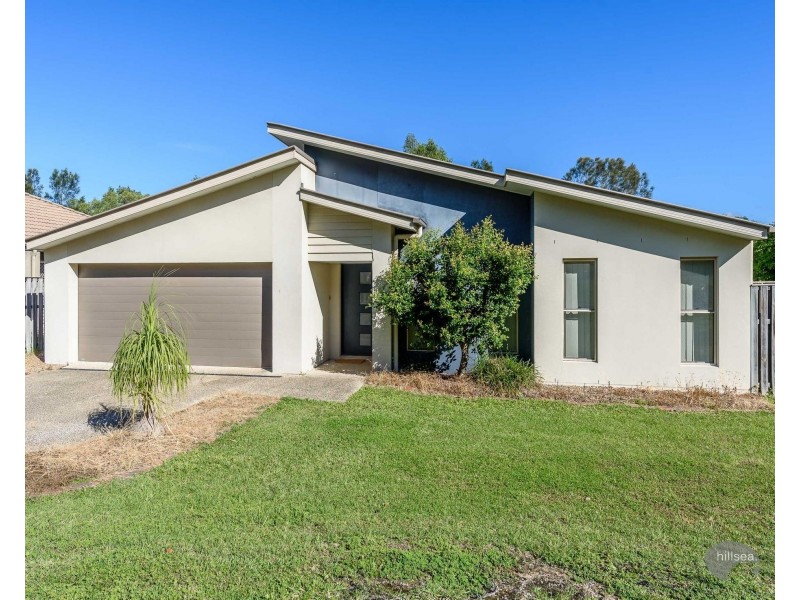 8 Alford Lane, Pacific Pines QLD 4211