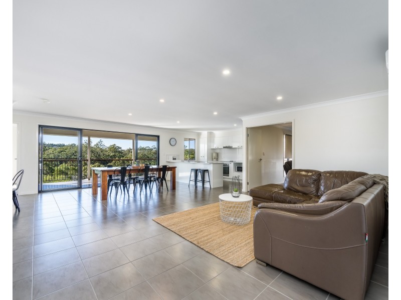 3 Cathmor Court, Oxenford QLD 4210