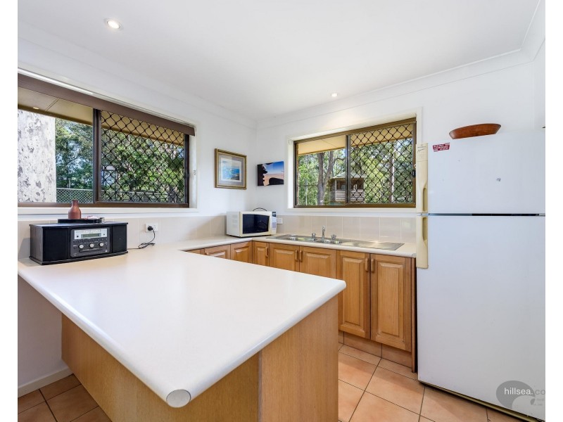 8 Derwent Avenue, Helensvale QLD 4212