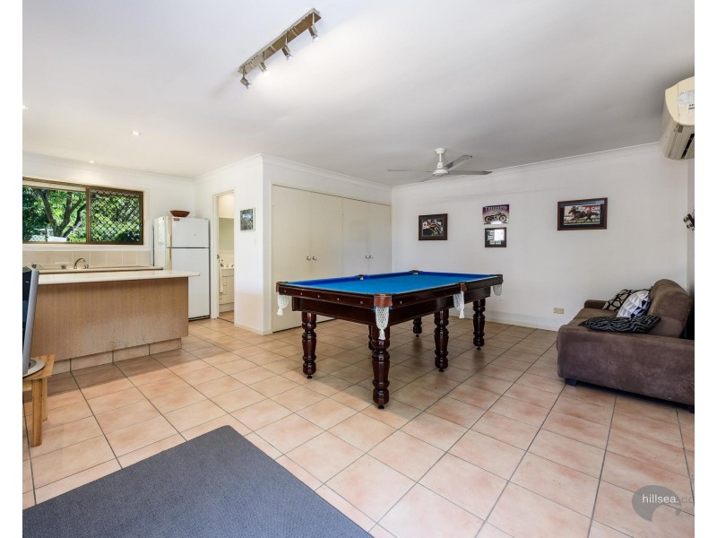 8 Derwent Avenue, Helensvale QLD 4212