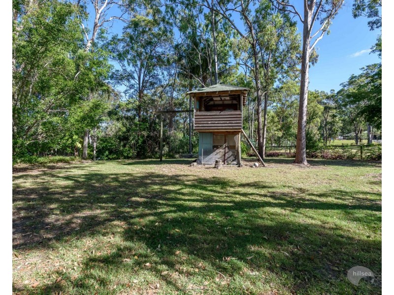 8 Derwent Avenue, Helensvale QLD 4212