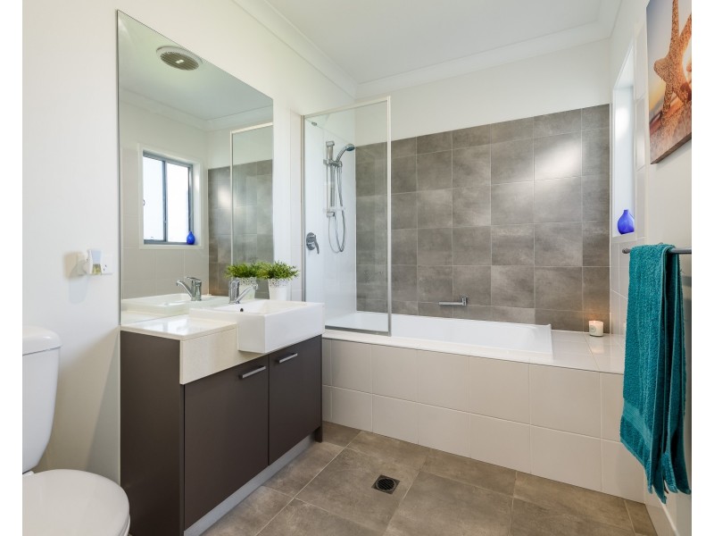 51 Moonie Drive, Coomera QLD 4209