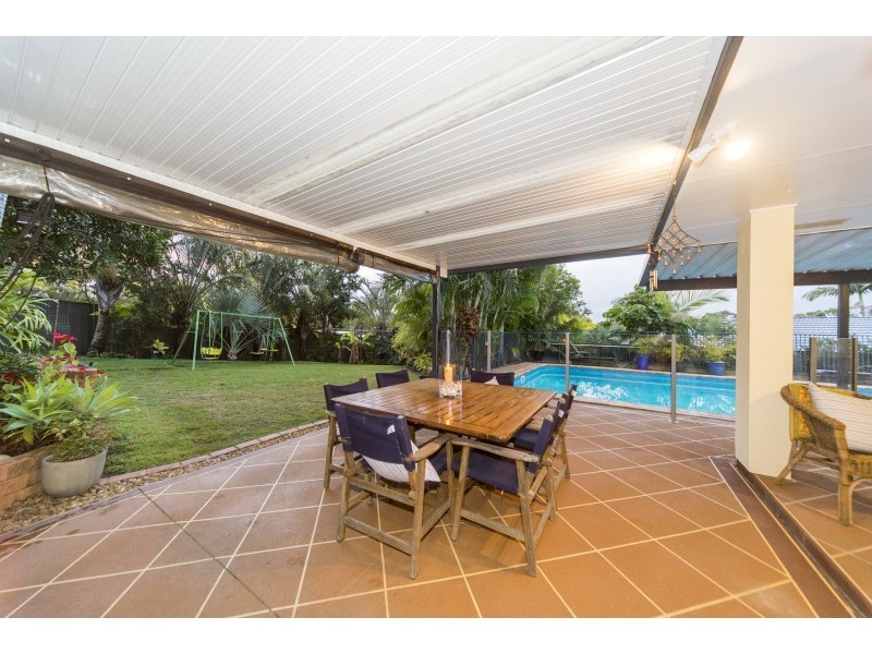 11 Tambo Court, Helensvale QLD 4212