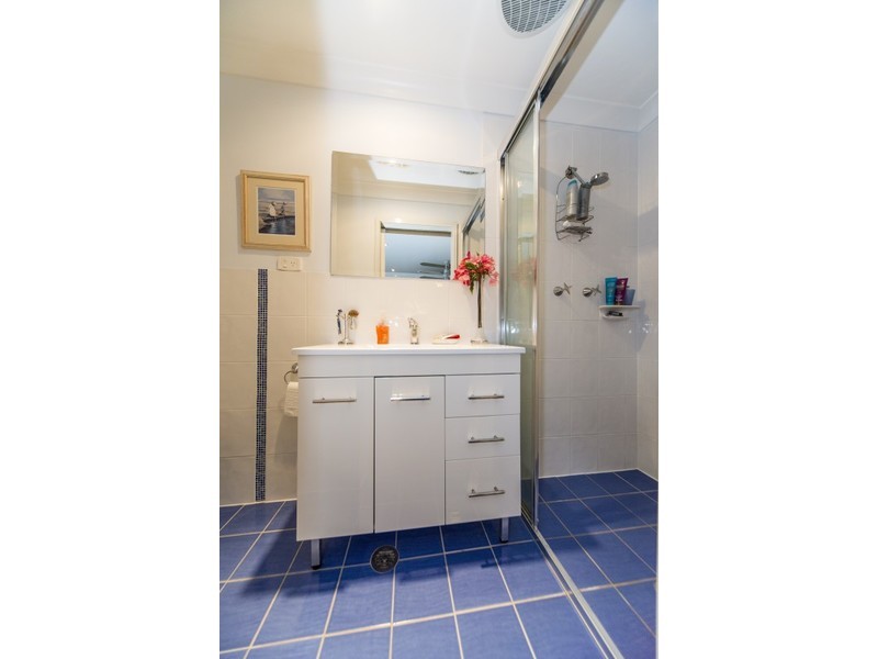 11 Tambo Court, Helensvale QLD 4212