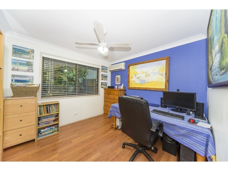 11 Tambo Court, Helensvale QLD 4212