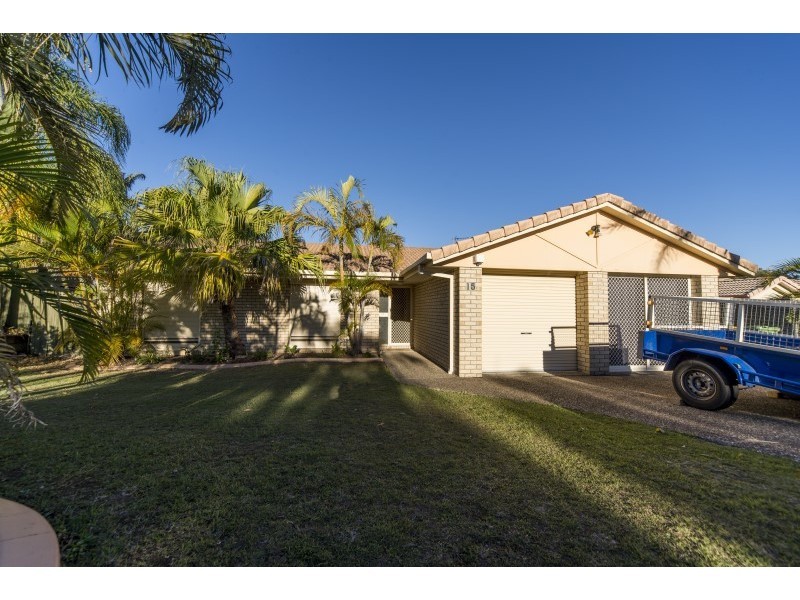 15 Corringle Close, Helensvale QLD 4212