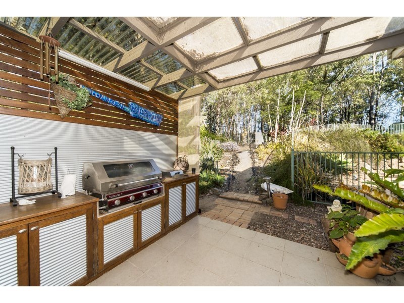 31 Warrego Way, Helensvale QLD 4212