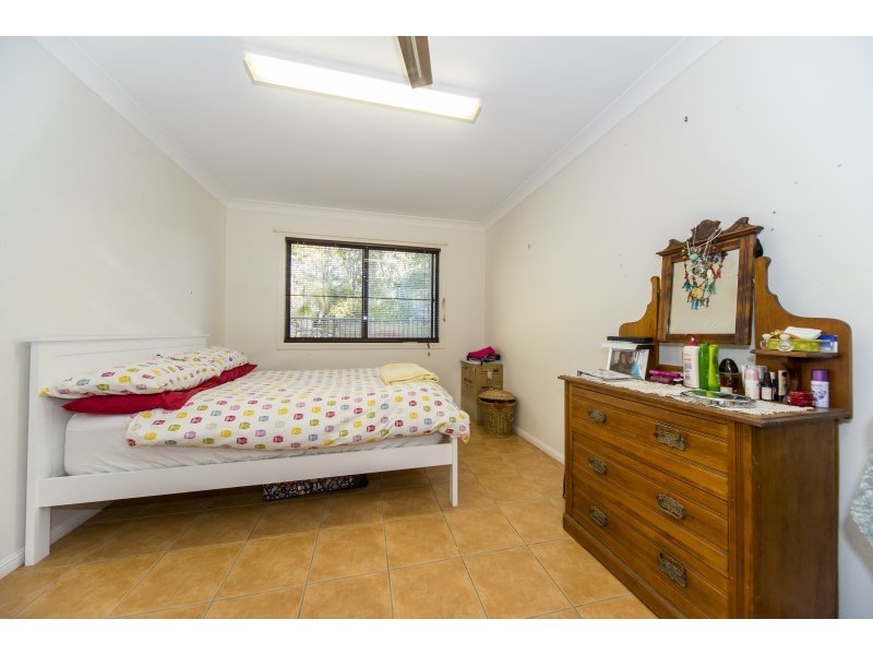 31 Warrego Way, Helensvale QLD 4212