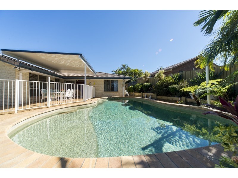 92 Lindfield Road, Helensvale QLD 4212