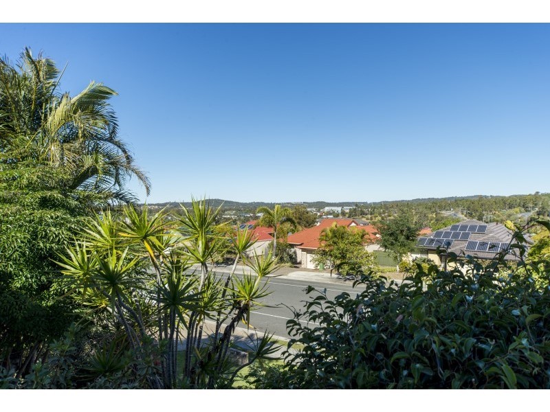 92 Lindfield Road, Helensvale QLD 4212