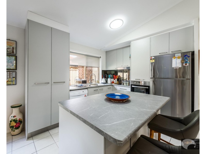 30 Bexley Place, Helensvale QLD 4212