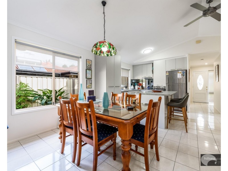 30 Bexley Place, Helensvale QLD 4212