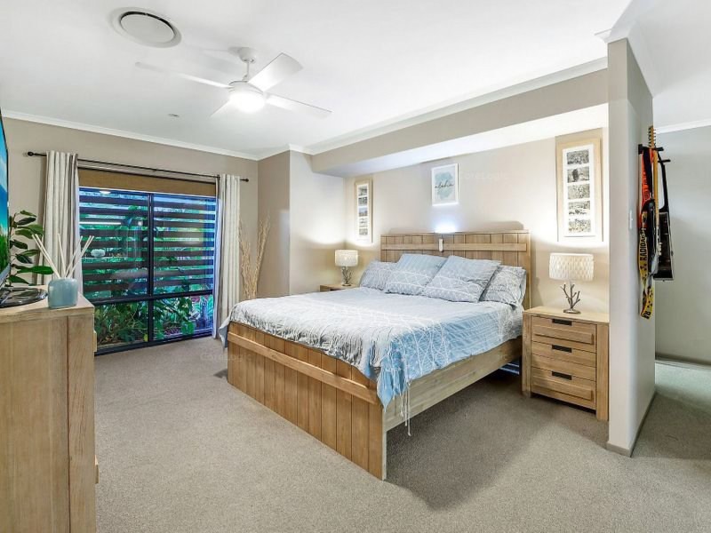 5 Berrimilla Lane, Coomera Waters QLD 4209