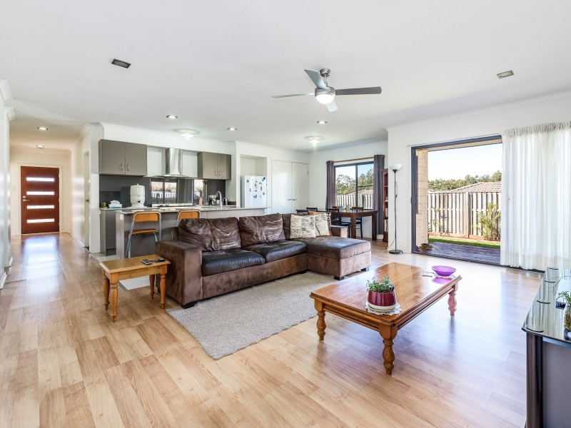 48 Mcauley Parade, Pacific Pines QLD 4211