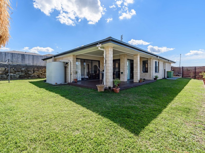 48 Mcauley Parade, Pacific Pines QLD 4211