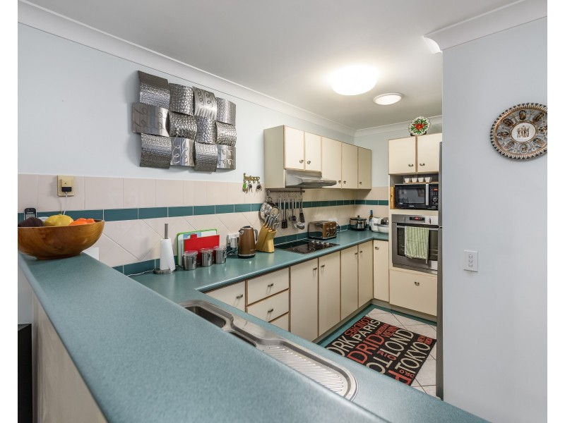 13/18 Discovery Drive, Helensvale QLD 4212