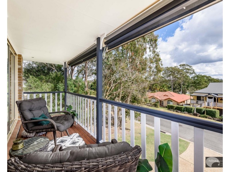 14 Edgeworth Place, Helensvale QLD 4212