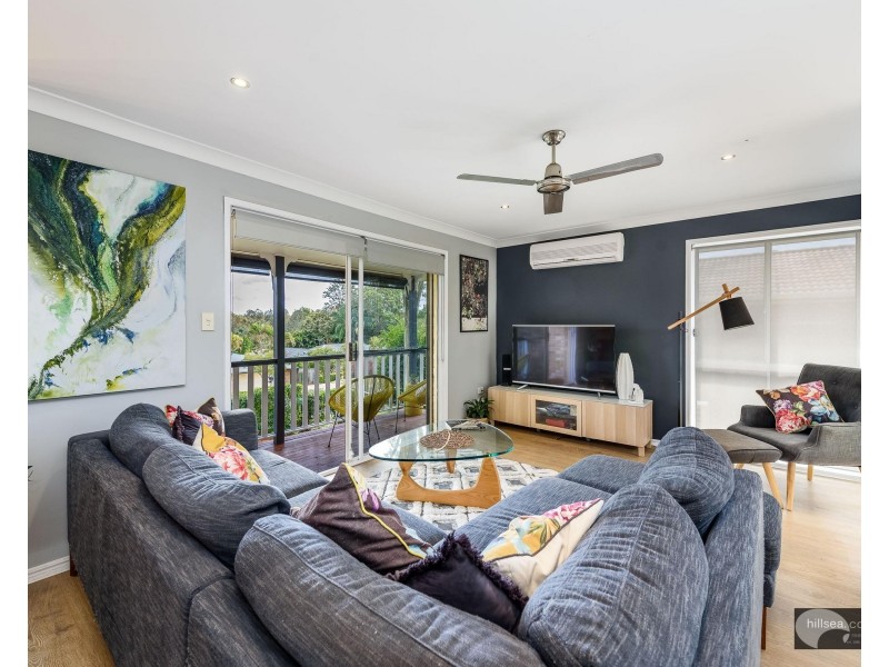 14 Edgeworth Place, Helensvale QLD 4212